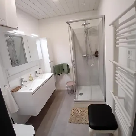 Πανσιόν Escale *